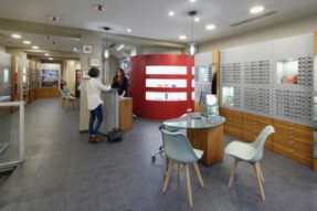 thumbnail_INTERIEUR PASSION VISION OPTICIEN PARIS 12 thumbnail_INTERIEUR PASSION VISION OPTICIEN PARIS 12